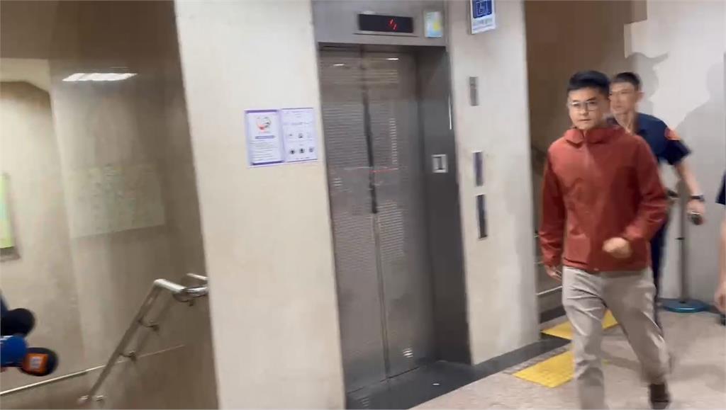 快新聞/涉幽靈連署案 北檢下午再傳賴苡任、李孝亮出庭