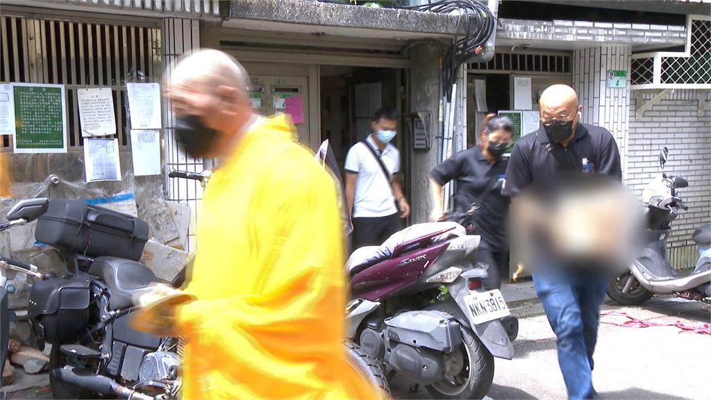 國防部提告拆屋還地強換鎖　72歲婦護老伴骨灰睡樓梯間