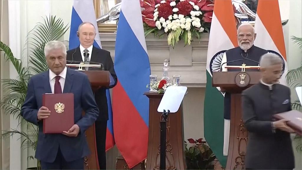 普丁訪印度會面莫迪　加強兩國能源、軍事合作