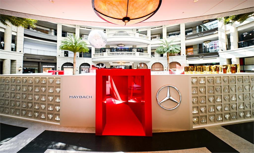 Mercedes-Maybach 御風之藝展於 BELLAVITA 展開匠心之境