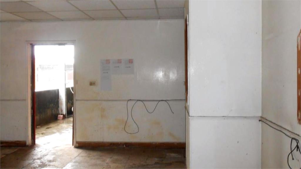 宜蘭法拍屋遭入侵 裝潢、隔間等建材被拆光光