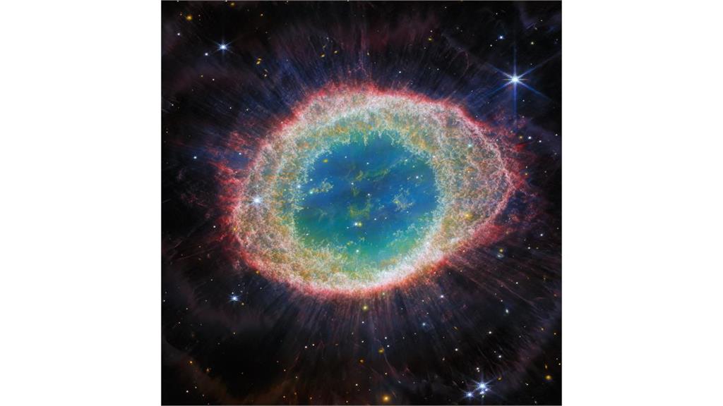 韋伯太空望遠鏡捕捉「環狀星雲」窒息美照！史上未見「最猛細節」專家嗨瘋了