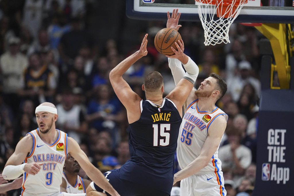 NBA季後賽(影)/金塊主場遭雷霆追平 小丑中鋒賽後檢討輸球主要原因