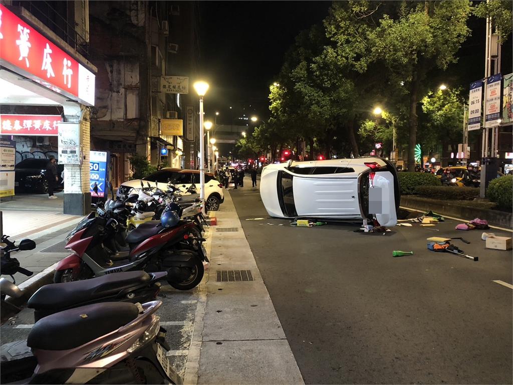 快新聞／張嘉玲車禍受傷「事發當下正聯絡事情」！　意識到時車已側翻