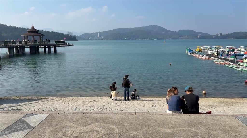 日月潭水情拉警報！　水位降約3公尺「九蛙全露」