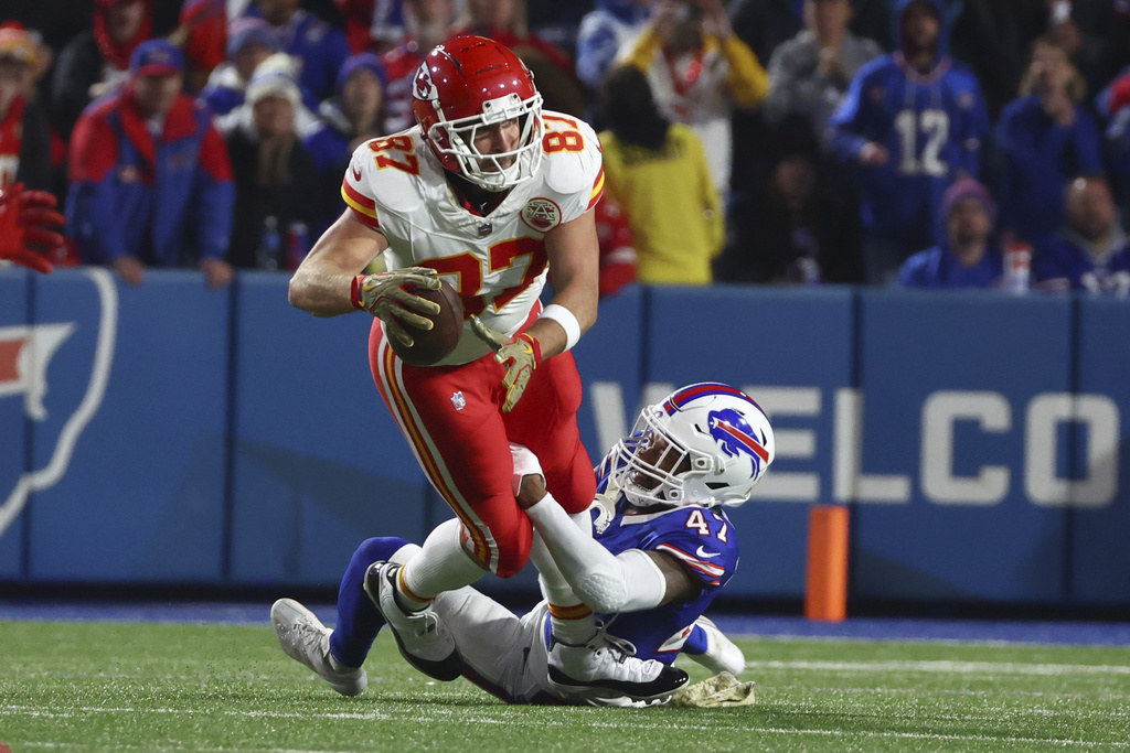 NFL(影)/最強粉絲沒到客場幫男友加油? 酋長吞下本季第一敗