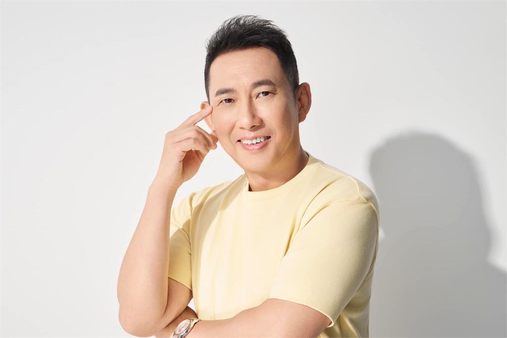 屈中恆赴中國遭列「劣跡藝人」觀眾起身怒嗆：吸毒！活動急喊卡尷尬場面曝