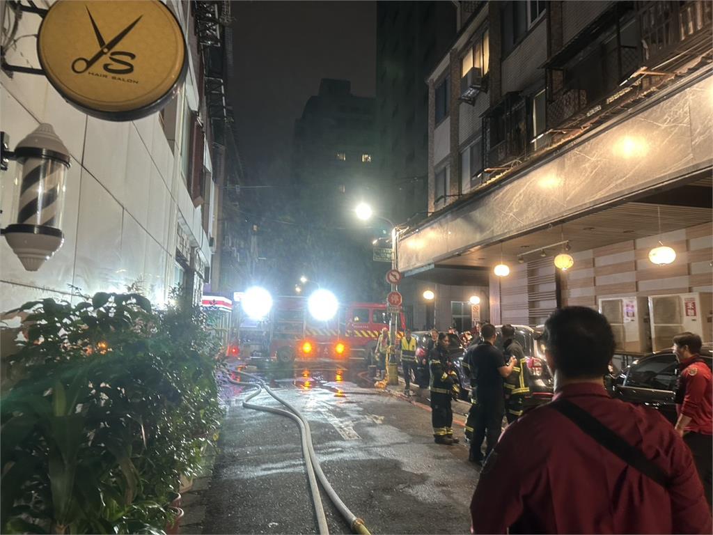 快新聞／平安夜不平靜！北市中山區民宅大火　屋內驚見2具焦屍