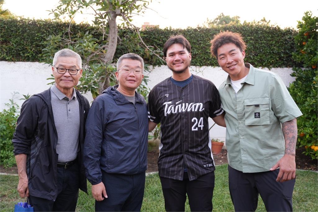 經典賽(影)／費仔、龍仔強烈意願效力台灣隊！卡仔無緣仍錄影片感謝台灣球迷支持