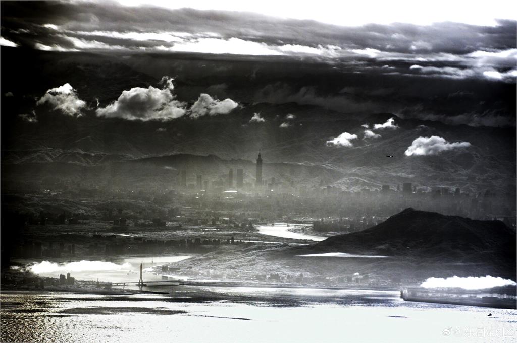 共軍PO無人機近距離「俯瞰台北101」?外媒查核「不是AI」:但不代表沒變造