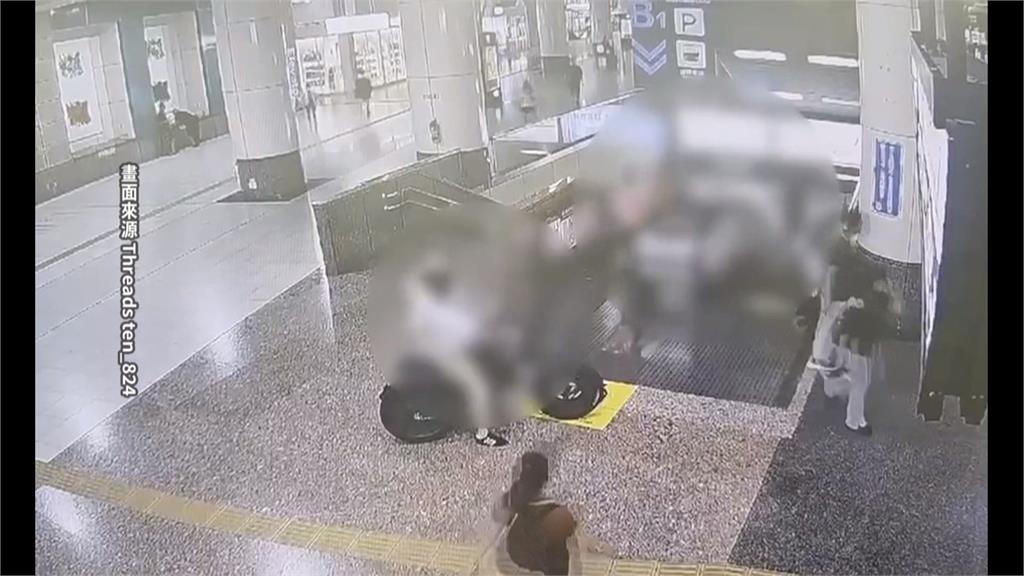 騎電動輔助自行車闖板橋車站大廳 小情侶最重可處100萬罰鍰