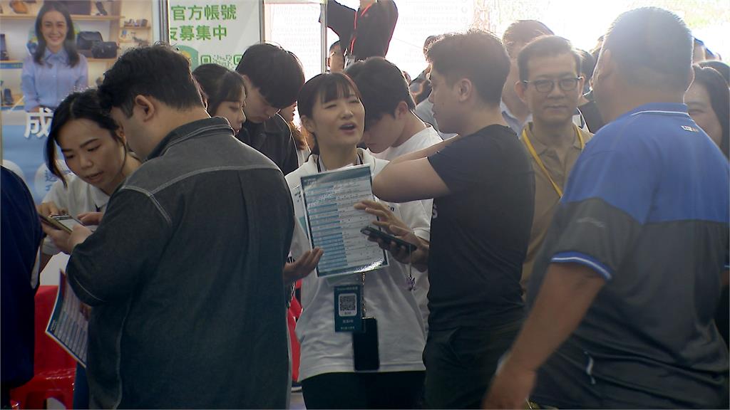 新北明志科大校園就博會登場　69家廠商開逾2千職缺徵才