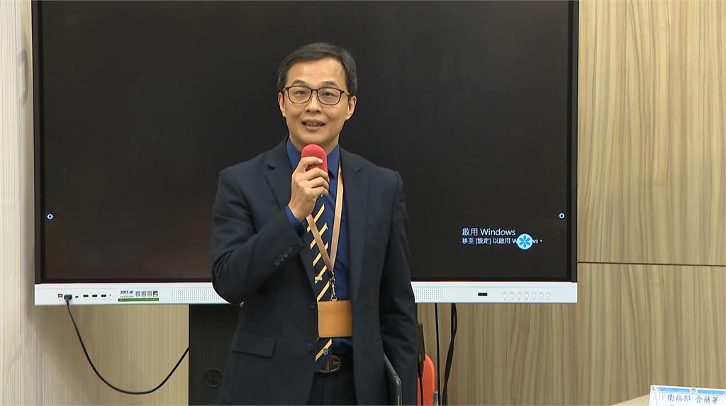 視察醫院急診挨轟作秀 邱泰源:是為醫護打氣
