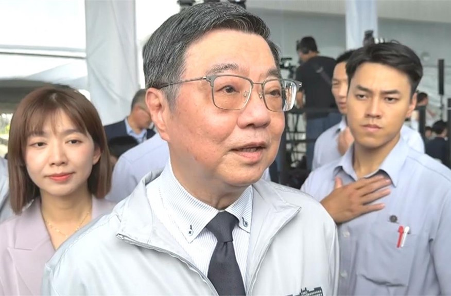 快新聞／卓榮泰薪資遭凍結！王世堅轟翁曉玲「完全沒道理」　怒喊：不要動血汗錢