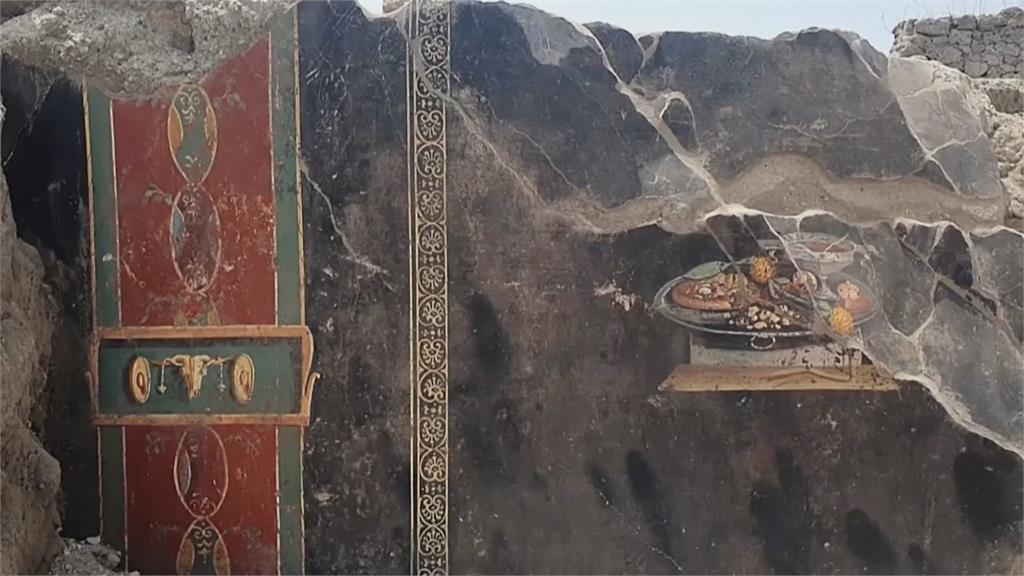 古代也有披薩？　義大利龐貝古城新壁畫出土
