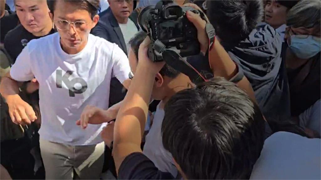 民眾黨的2個太陽！柯文哲交保回歸　黃國昌交還主席之位？