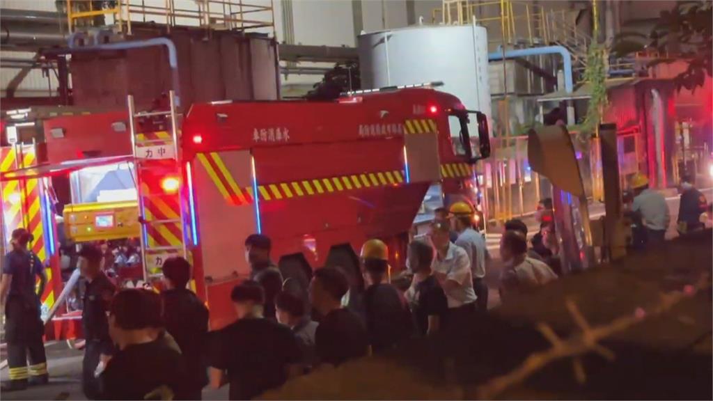 快新聞／高雄鋼鐵廠暗夜惡火！全廠員工急逃命