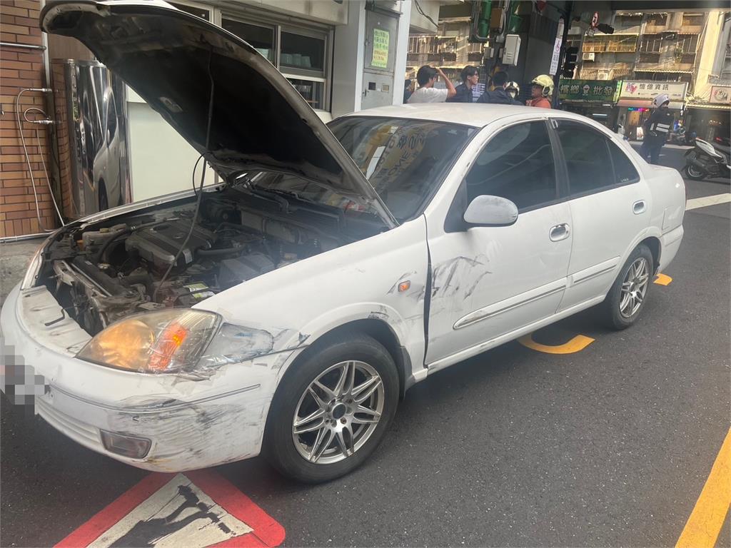 快新聞/中和男毒駕「倒車狠輾」7旬姊妹機車雙載...1死1重傷