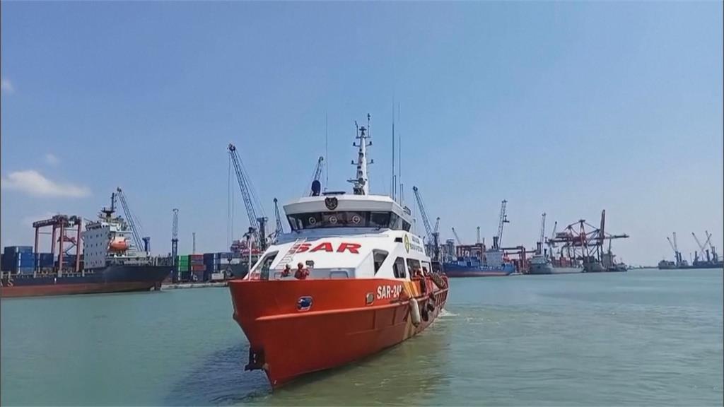 印尼馬都拉島外海渡輪嚴重火警 至少5人死亡41人失蹤