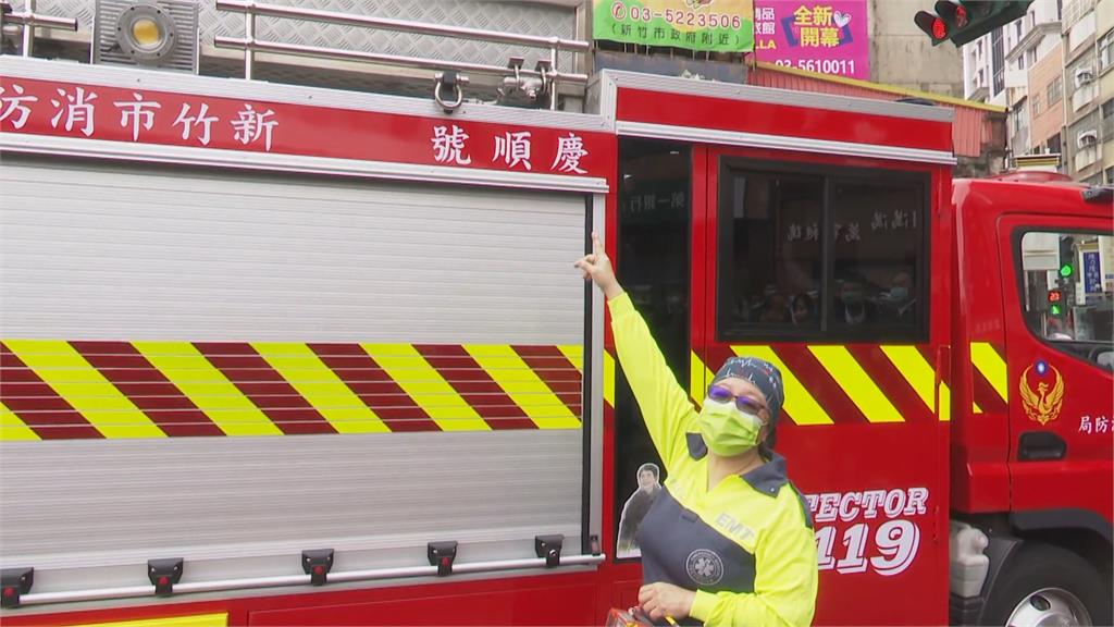 肉圓店老闆娘當救護志工20多年　助街友完成遺願捐水箱車
