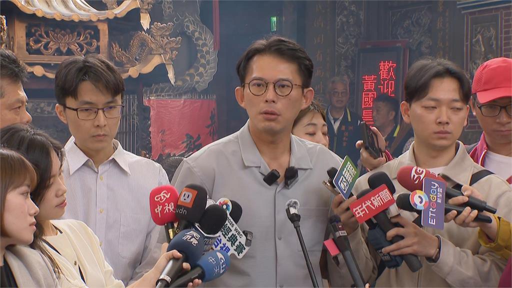 快新聞／子弟兵爆冷出局！黃國昌首合體「家樂福員工」拜廟　陳彥廷認了：蠻緊張