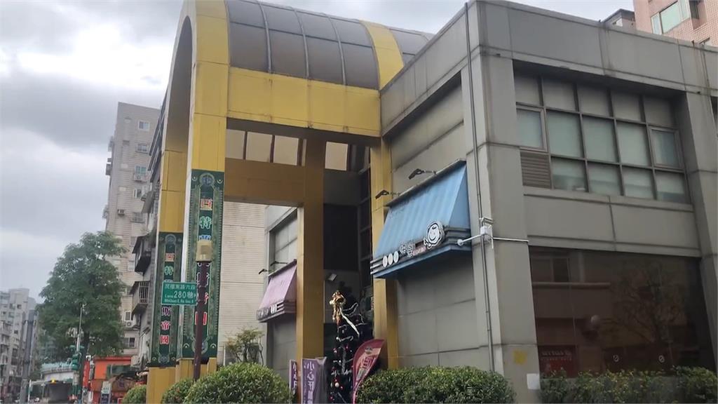 亞特蘭提斯帝國賣啥？直擊影片曝　水晶球.算塔羅牌　附近民眾爆：員工多.博物館很大