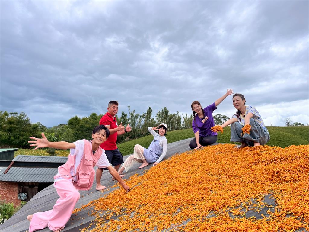 《綜藝新時代》阿翔站在菲律賓與歐亞板塊問像歐洲人？楊繡惠直嗆你就是菲律賓人