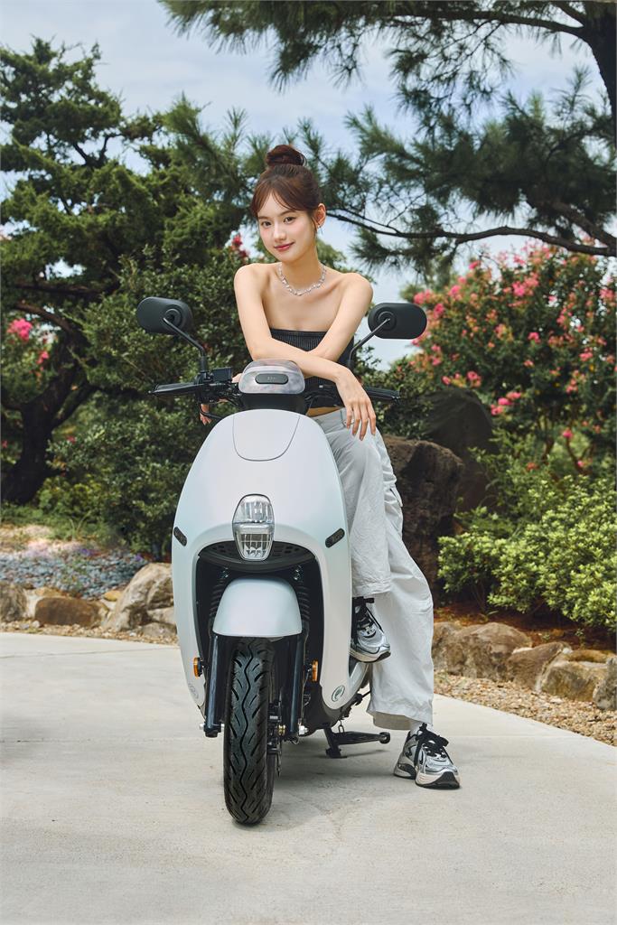 SYM CLBCU全新電驅版上市! 滿足省油、安全、貼心,創造你的美好騎乘體驗
