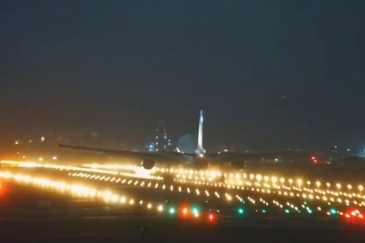 快新聞／晚間華航1班機突掛出「緊急代碼」7700　飛機已在桃園機場降落
