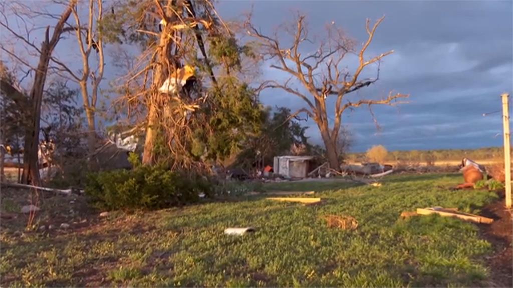 龍捲風肆虐美國中西部　數百房屋受損.逾1.1萬戶停電