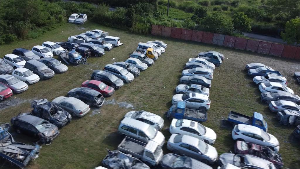 「拖吊超人」3天助逾10輛車　汽車集團也出動拖吊車協助