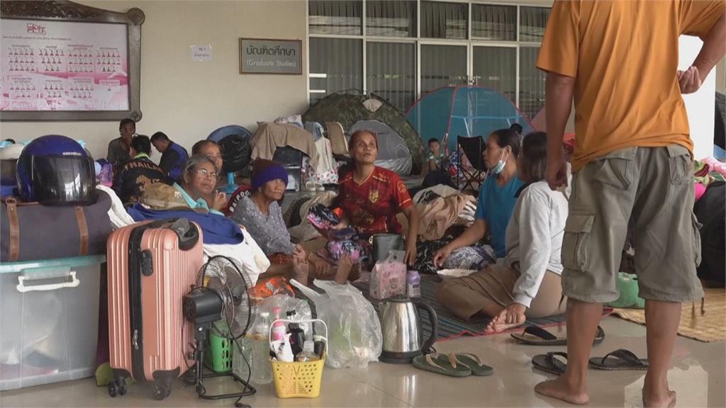 泰柬再互轟！雙方互控「違反停火協議」　釀10死、數10萬人撤離