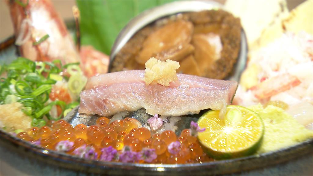 秋刀魚不用烤!繁複工序變身生魚丼飯 日本生蠔搭配清爽水果醋