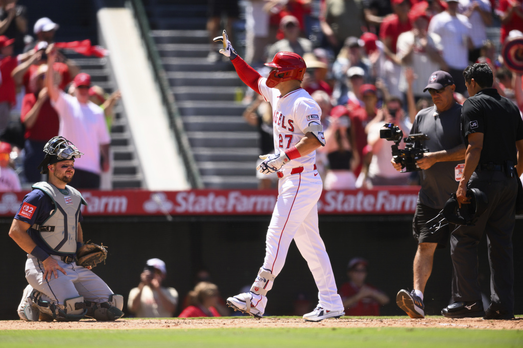 MLB(影)／「神鱒」關鍵全壘打!　不僅達生涯新里程碑還逼近400轟