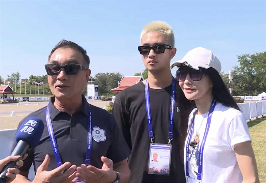 獨家(影)／昔玉女歌手金瑞瑤現身泰國！成台灣馬術隊場邊「最美啦啦隊」