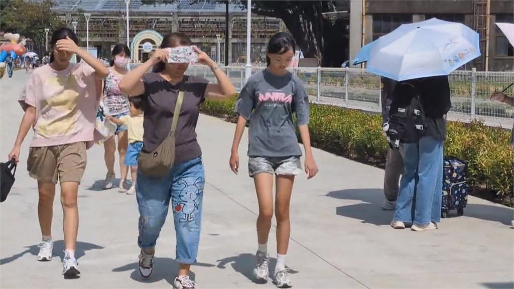 開幕就擠爆! 台鐵高雄機廠轉型親子樂園 首日湧6千人