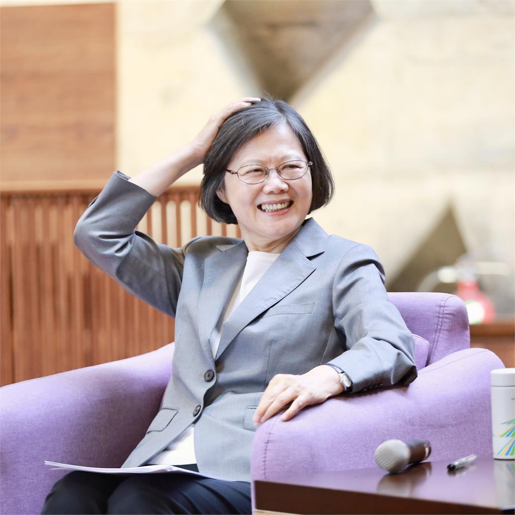 蔡英文北醫開講前問「注意事項」!家長神拜託「這事」:總統一句頂十句