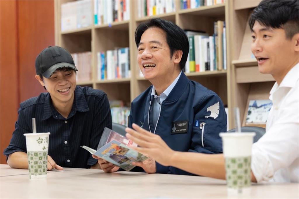 快新聞/「金馬獎」役男成國家元首 賴總統憶金門當兵趣事:曾穿褲襪禦寒