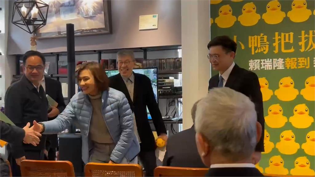 賴瑞隆出新書闡述政績與高雄願景 成功締造港都「萌經濟」創新局