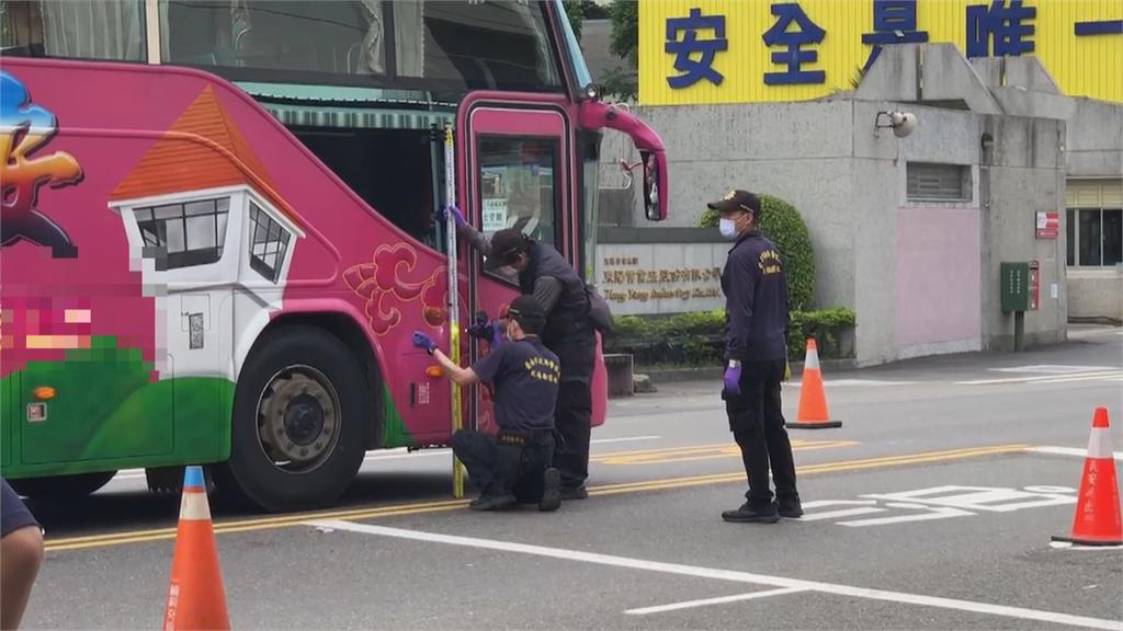 快新聞／台南死亡車禍！休假女警遭遊覽車撞擊身亡