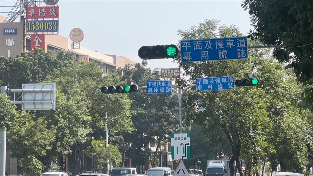 高雄暴衝車禍釀1死8傷 地點逢車禍熱區道路建設受矚