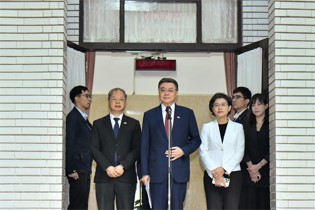 快新聞/李孟諺回鍋任政院有給職顧問 黨政人士:借重長才協助執政團隊