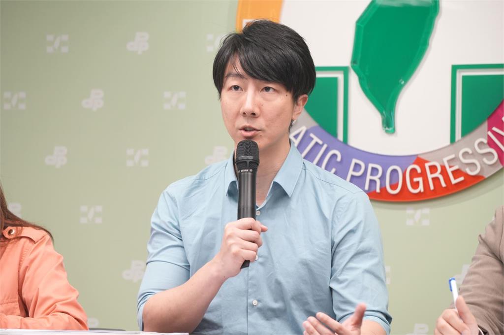 快新聞/轟吳春城海撈2千萬標案 民進黨主張廢壯促法嗆:黃國昌踹共
