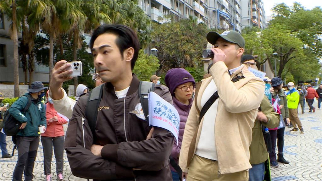 「反共網紅」八炯、閩南狼揭露中國收買網紅統戰手段　影片不到兩天點閱破160萬