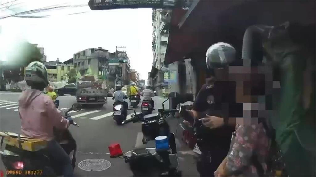 誘騙領包裹收2千作酬勞！　74歲婦人向警問路被揪「車手身分」