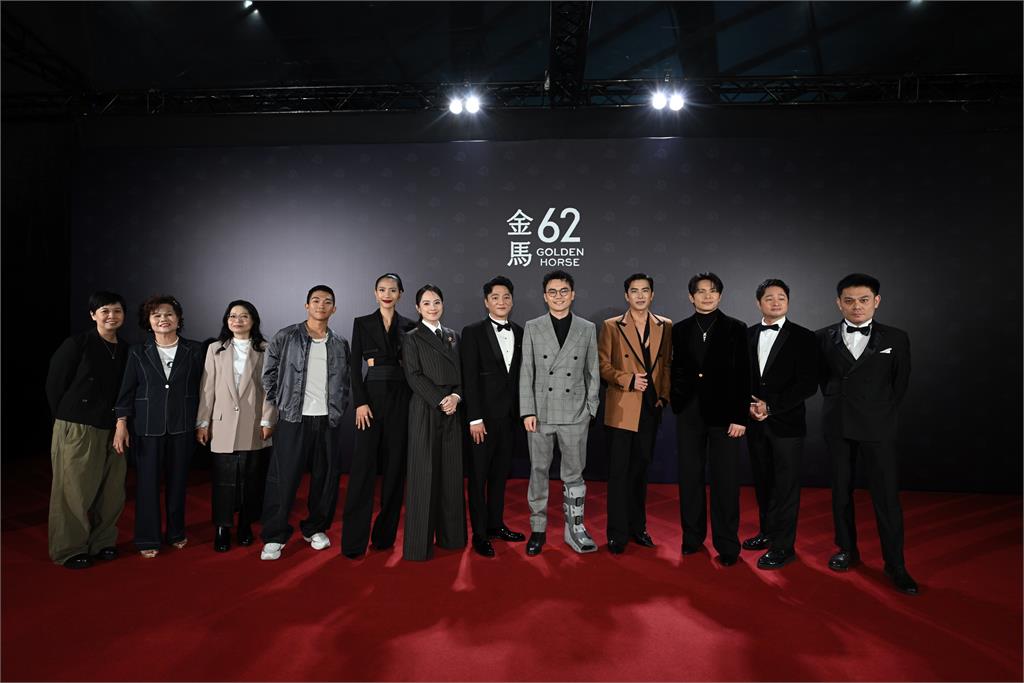 金馬62／桂綸鎂「黑蕾絲裹身」底色全透出！41歲「反差狀態」太霸氣