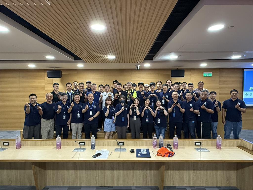 快新聞/企業防災大進化!群光、捷普聯手成立義消戰隊 新北實戰演練曝光