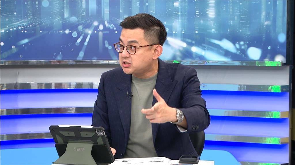 中央全力防「鳳凰」賴總統坐鎮應變中心 徐榛蔚又唱反調!當場打「伸手牌」