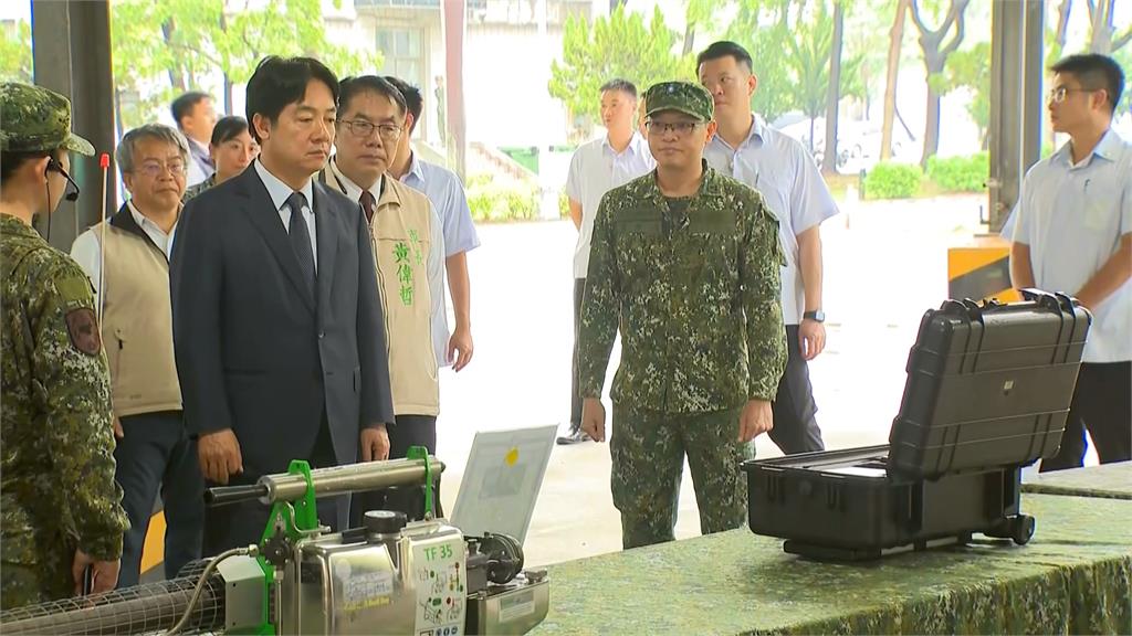 賴總統視察台南陸軍營區　慰勉官兵颱風期間協助救災