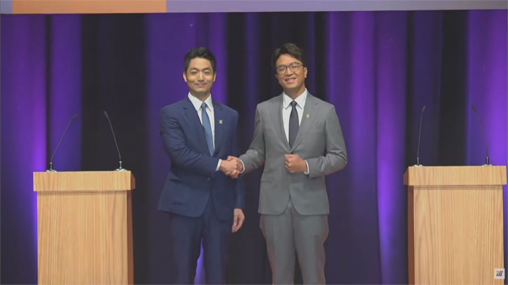 沈伯洋「0秒出手蔣萬安」逼瘋她！驚見「沈教授1神技找回主場」嚇爛：太不可思議